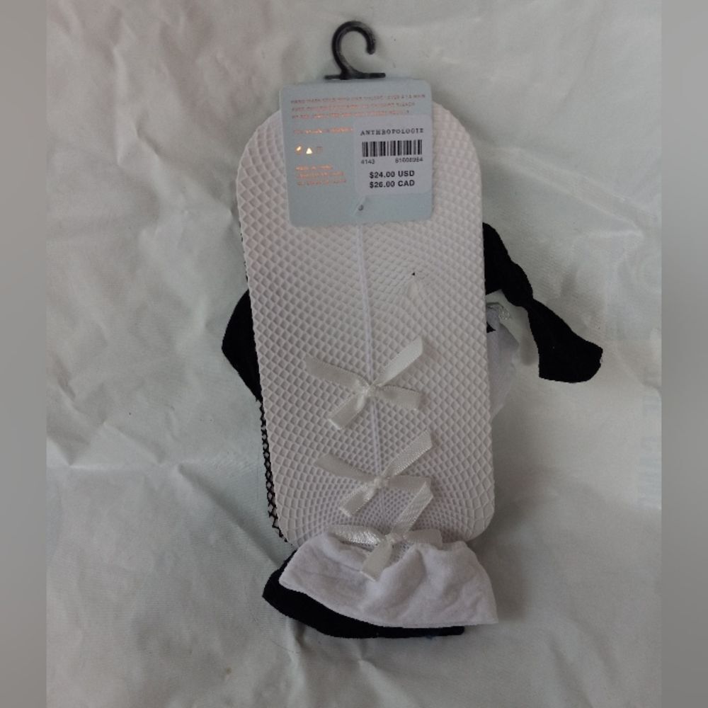 Anthropologie Set Of Two Fishnet Bow Socks NWT - Picture 3 of 7
